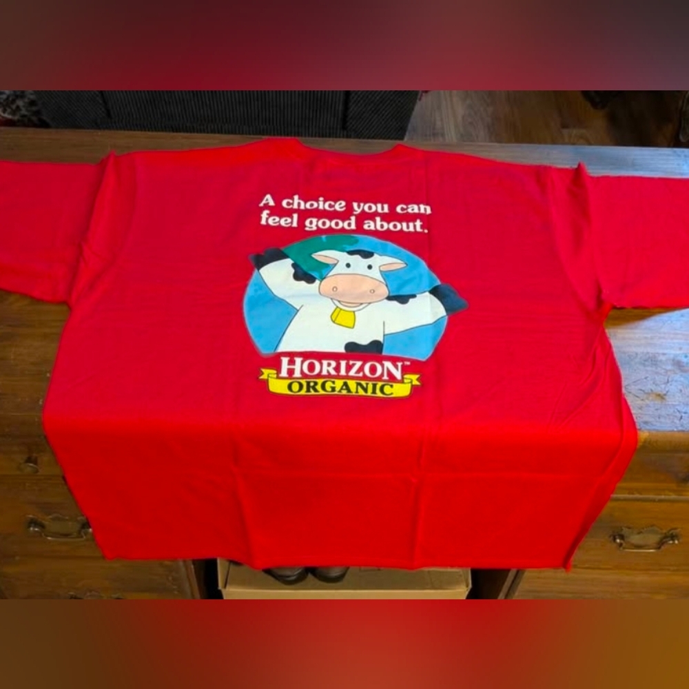 Men's XL Red T-Shirt, Horizon Cow Farm, Organic 100% Cotton